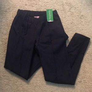 Lilly Pulitzer pull on navy pleated leggings
